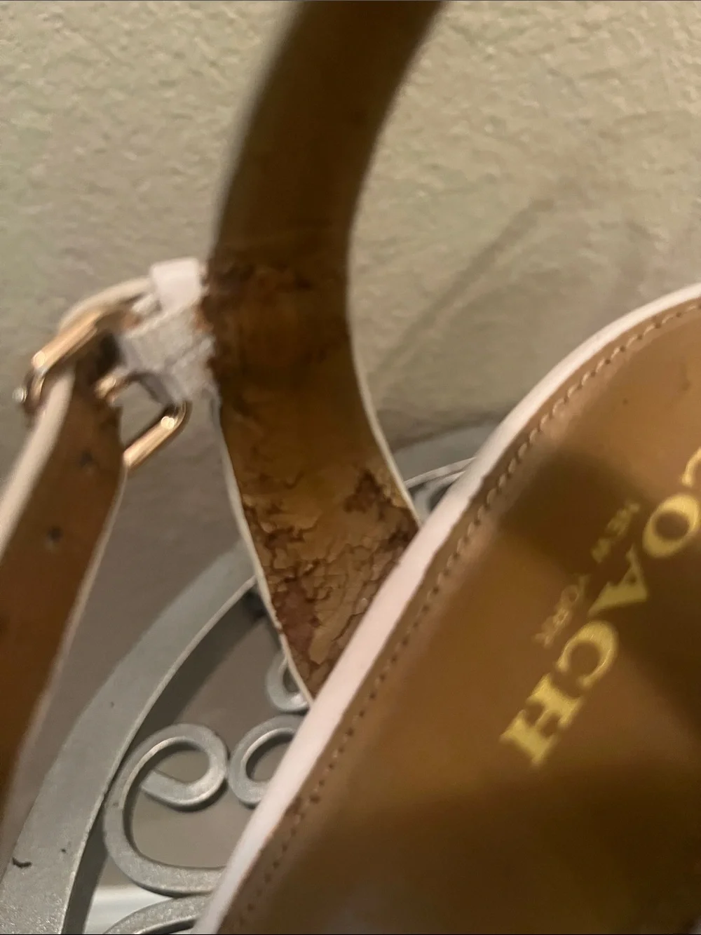 Coach elegant wedge